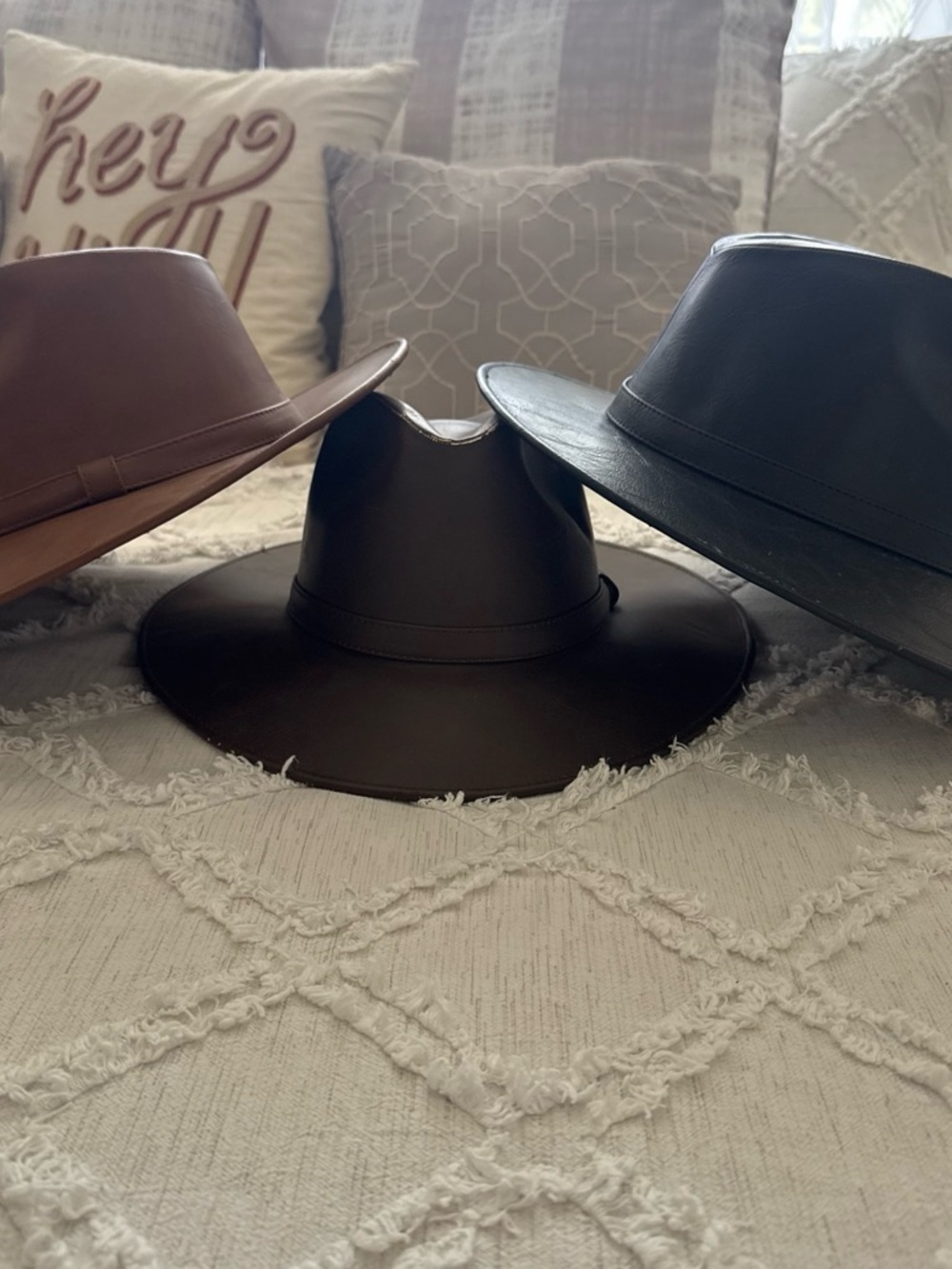 Woman’s Wide-Brim Leather Fedora Hat - Black